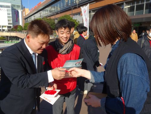 街頭募金の様子(1)